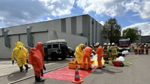 Zwischenfall bei Firma in Renningen: Salpetersäure: Großeinsatz für die Feuerwehr