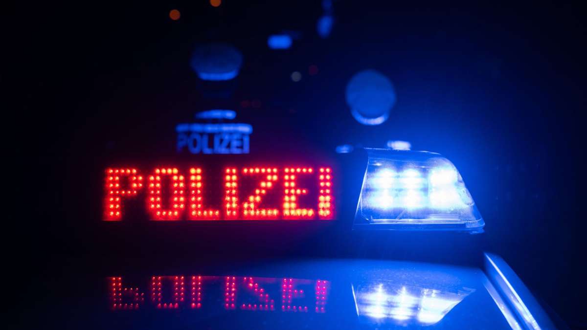 Polizei ermittelt wegen versuchten Totschlags: 35-Jährige in Geislingen an der Steige schwer verletzt – Zeugen gesucht