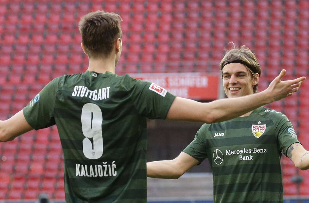 Borna Sosa (rechts) vom VfB Stuttgart reist nicht zur kroatischen U21-Auswahl.