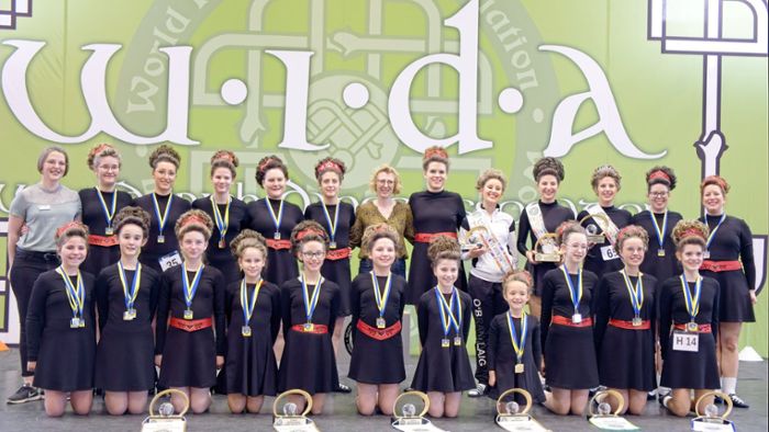 Neun WM-Titel für Tanzschule Scoil Rince O’Brannlaig  aus Böblingen