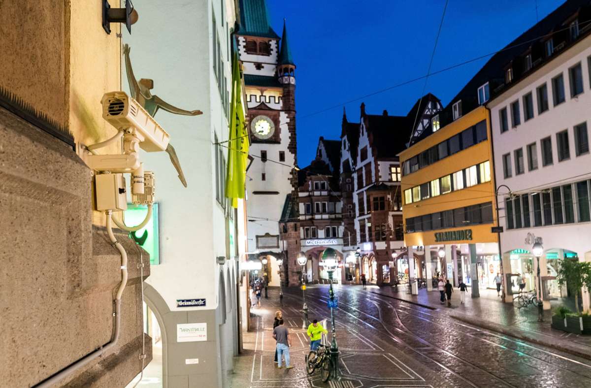 Videoüberwachung: Freiburg schaltet am Freitag Kameras an  Partymeile ein