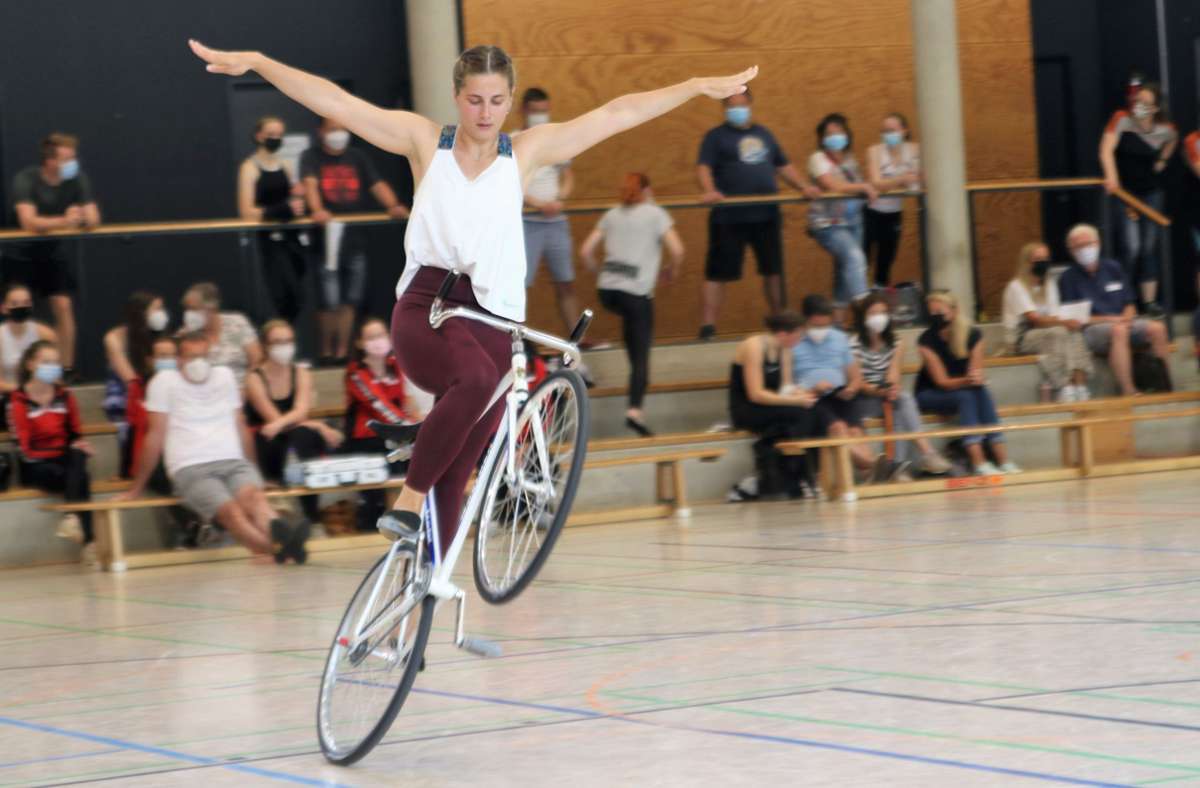 Kunstrad beim RV Nufringen: Lena Günther feiert ihr Debüt in der Weltcup-Serie