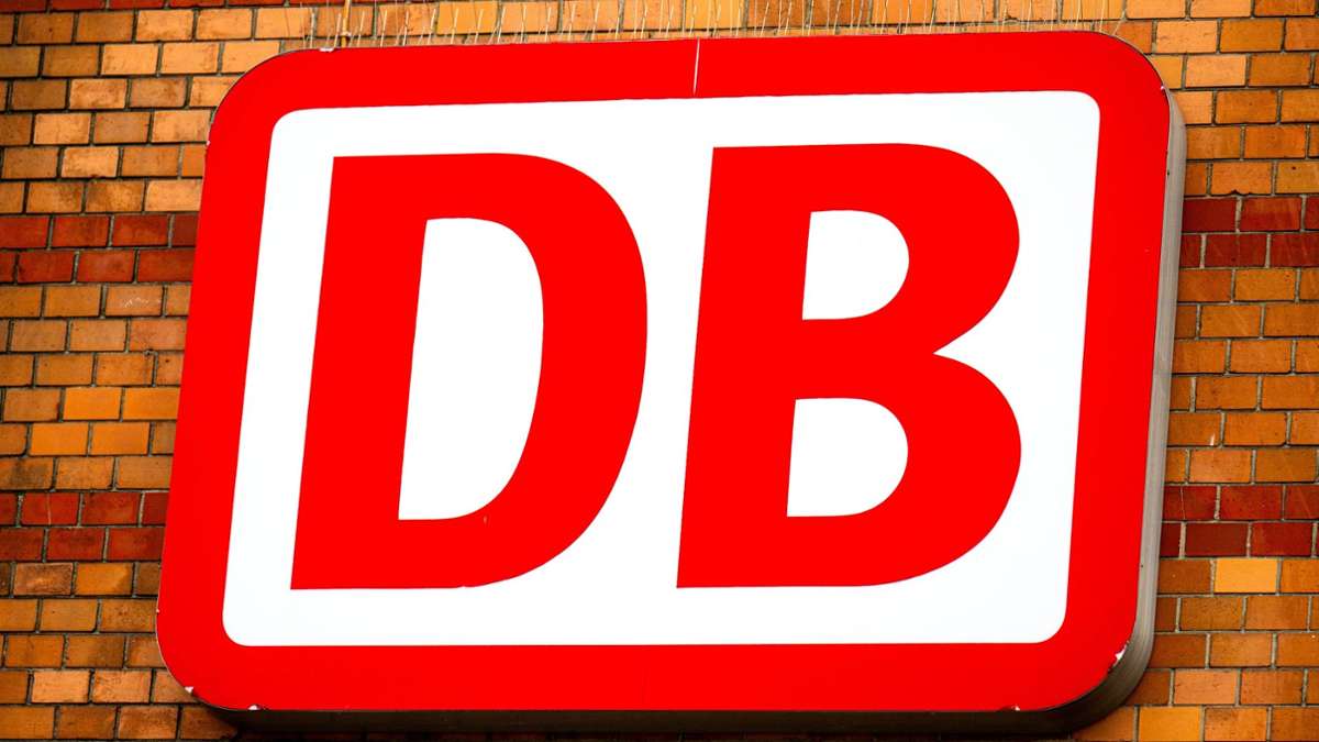 Verkehr: Deutsche Bahn muss sparen - auch beim Personal
