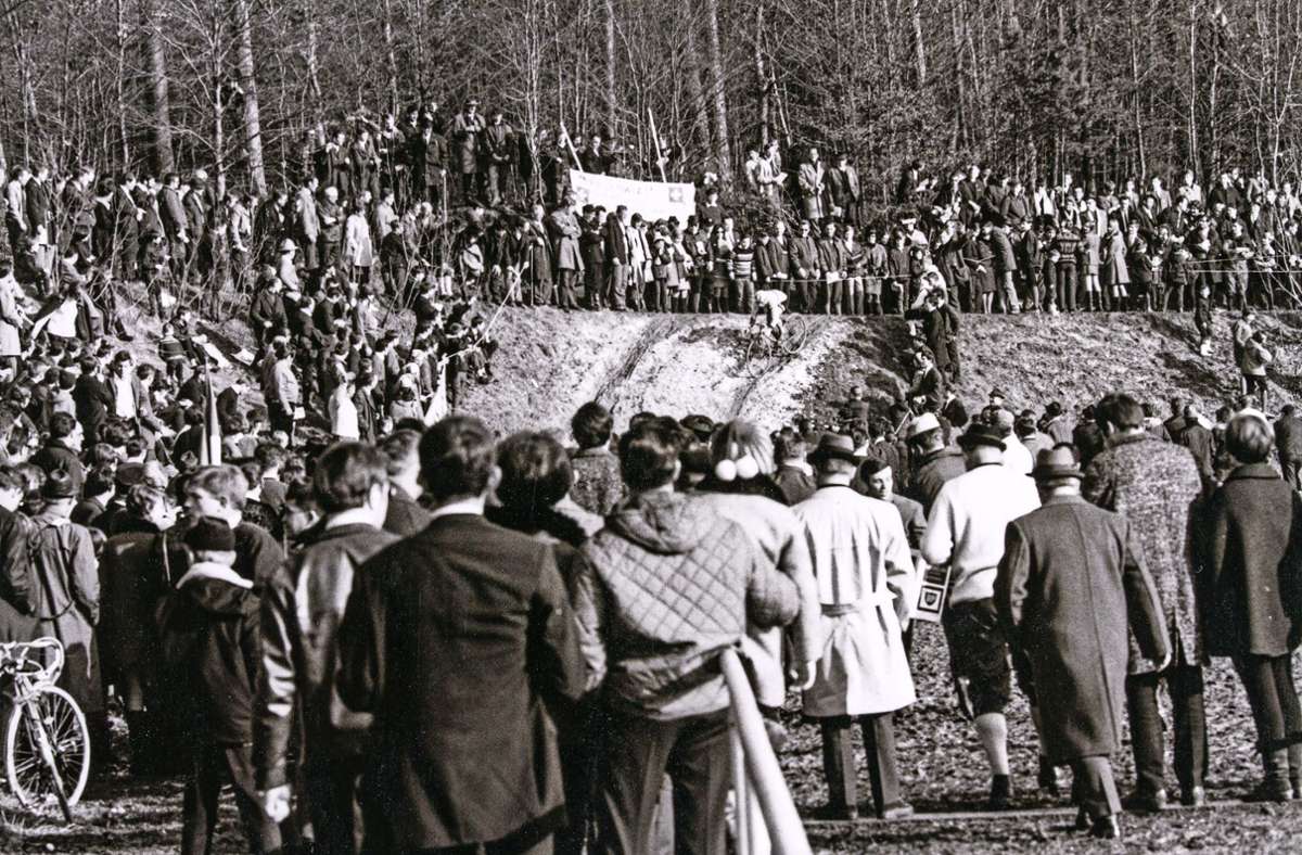 Menschenmassen bei der Radcross-Weltmeisterschaft 1969: Rund 25 000 Fans pilgerten nach Magstadt