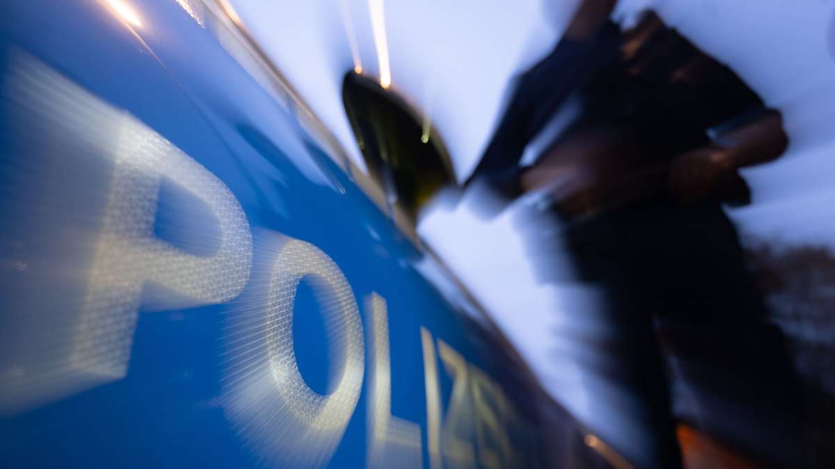 Polizei sucht Zeugen: Motorroller an Schule in Kirchheim gestohlen