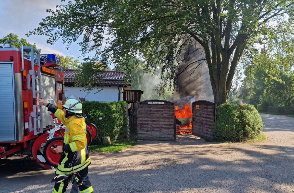 Am Dienstagnachmittag ist in Magstadt ein Campingbus ausgebrannt.
