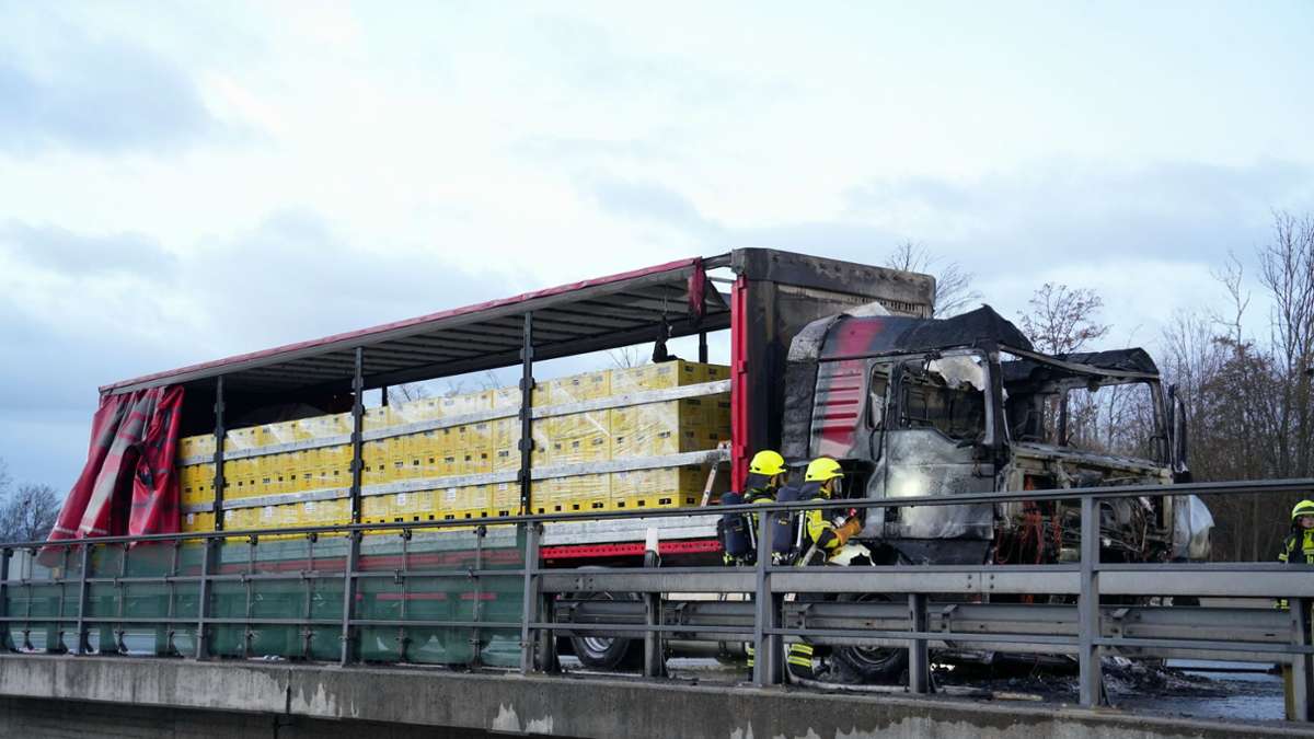 A 81 bei Herrenberg: Lastwagenbrand verursacht lange Staus