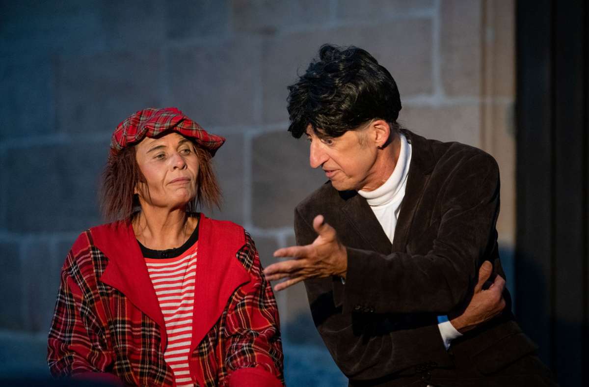Nach anderthalb Jahren Corona-Unterbrechung: Böblinger Theater in der Baracke  spielt vor der Stadtkirche