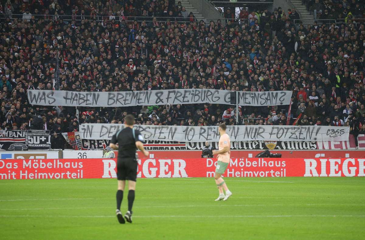 Provokation beim VfB-Spiel gegen Werder Bremen. Foto: Baumann
