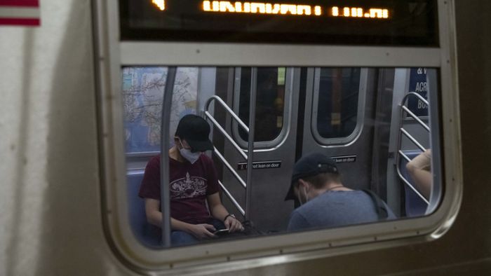 US-Gericht kippt Maskenpflicht in öffentlichen Verkehrsmitteln