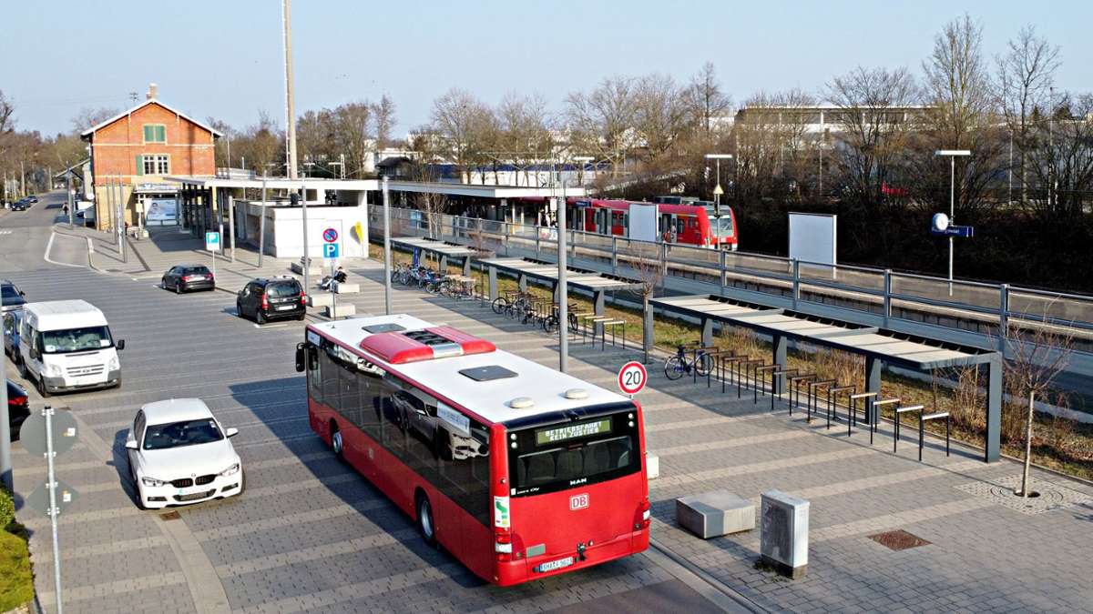 Landgericht Stuttgart: Angeklagter räumt Überfälle auf zwei Taxifahrer ein
