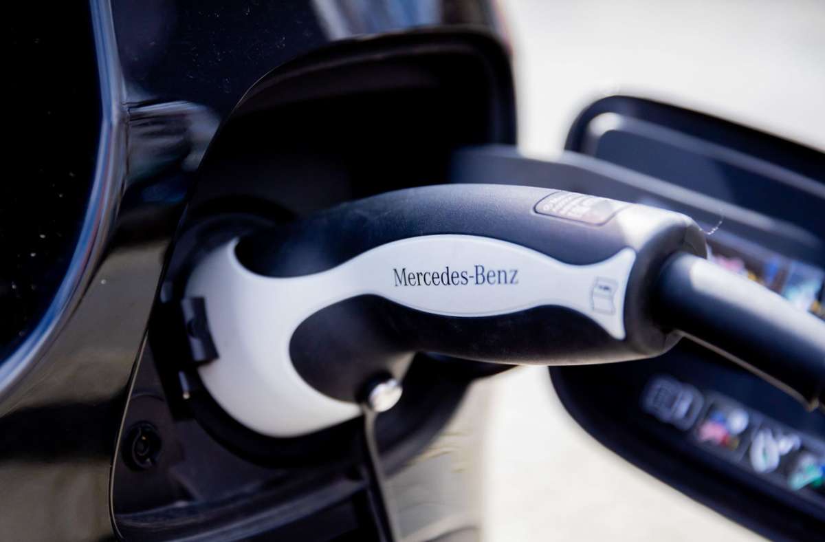 Stuttgarter Autobauer: Mercedes will CO2-Emissionen pro Pkw um die Hälfte drücken