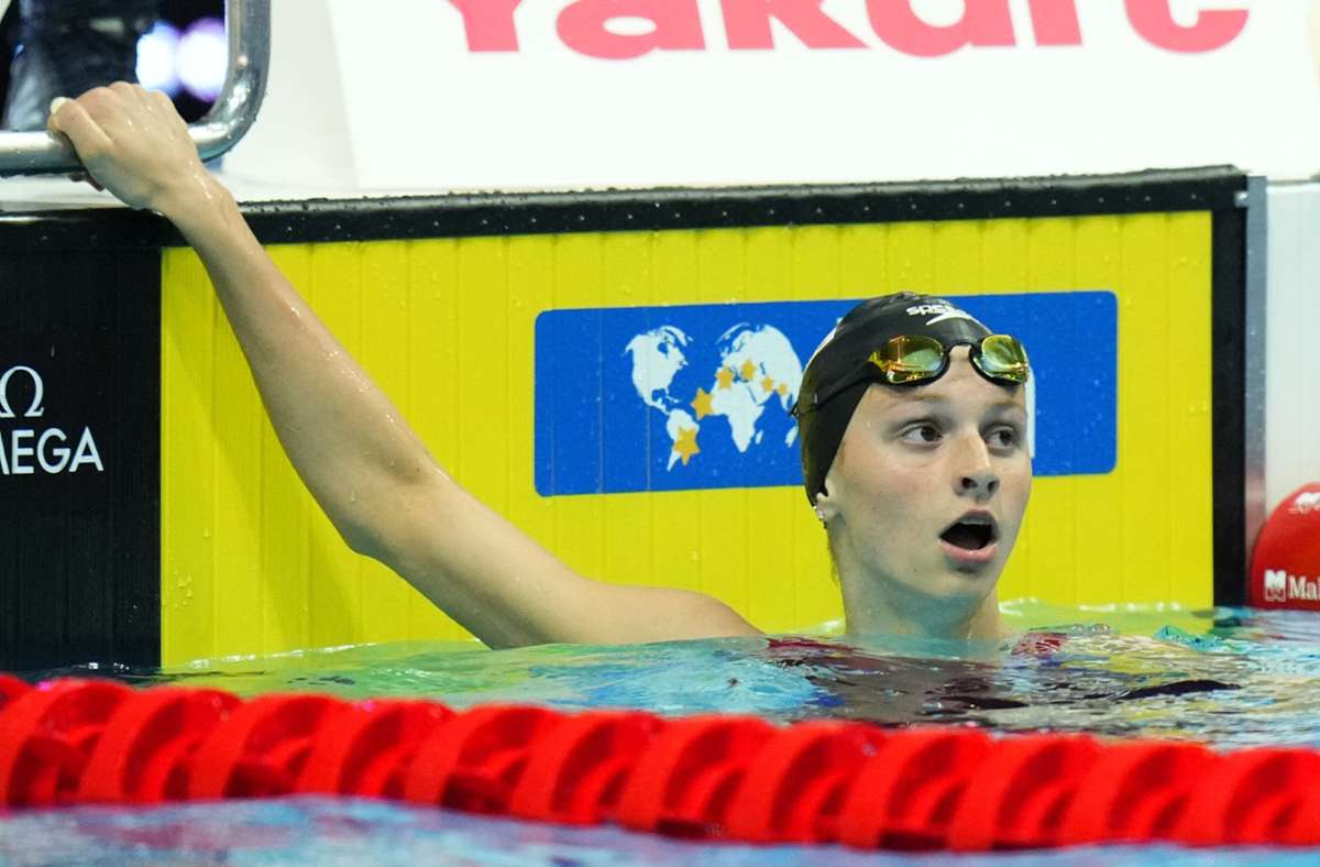 Summer McIntosh: 16 Jahre alte Kanadierin schwimmt Weltrekord