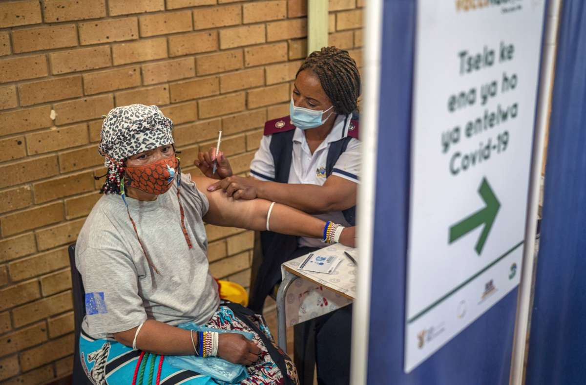 Coronavirus in Südafrika: Durch Omikron mehr Infektionen, aber weniger Tote