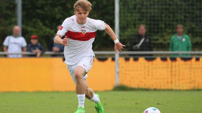 Tom Barth unterschreibt langfristig und wird Teil des VfB II