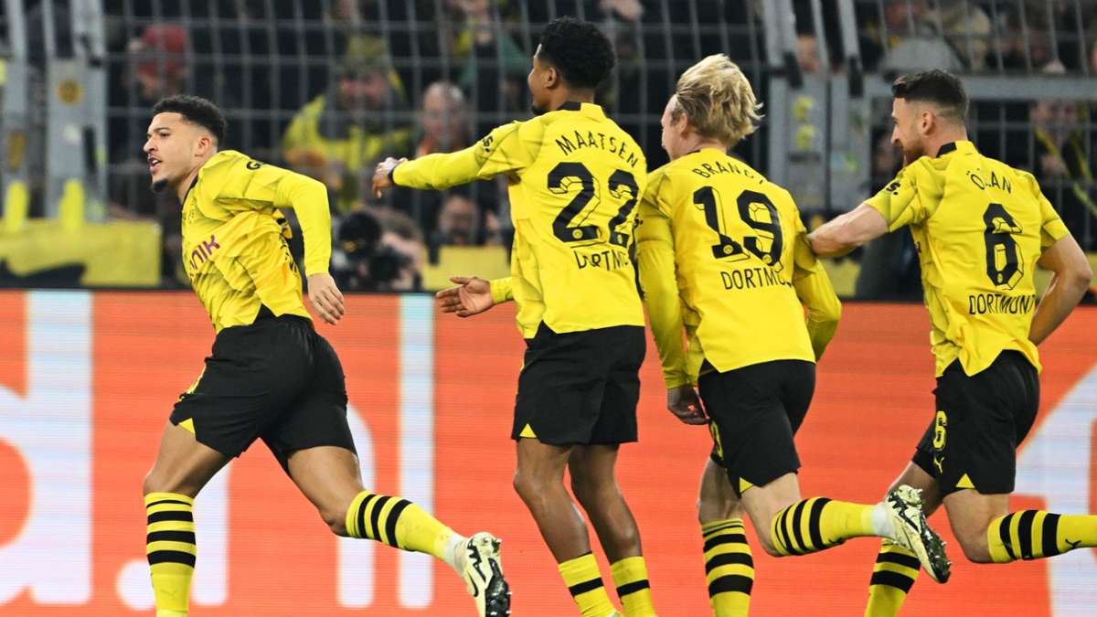 Jadon Sancho (l) erzielte früh das 1:0 für Borussia Dortmund.