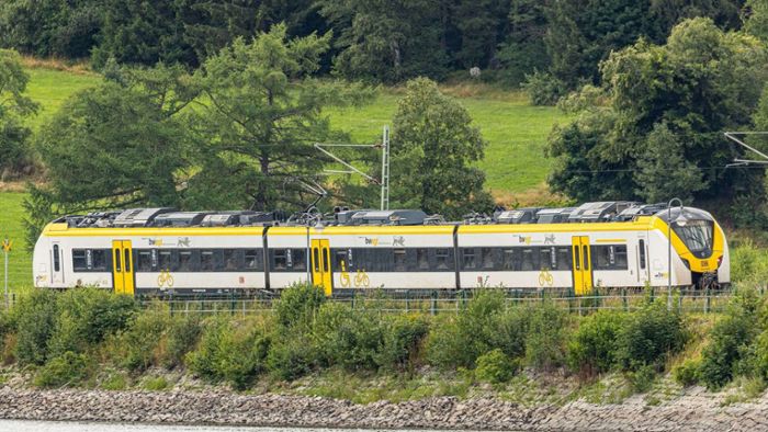 Zwischen Titisee und Schluchsee: Erdrutsch an Bahnstrecke - Beeinträchtigungen bis Montag