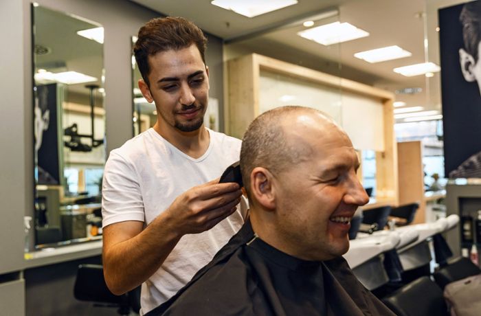 Kreis Böblingen: Junger syrischer Friseur nutzt seine Chance