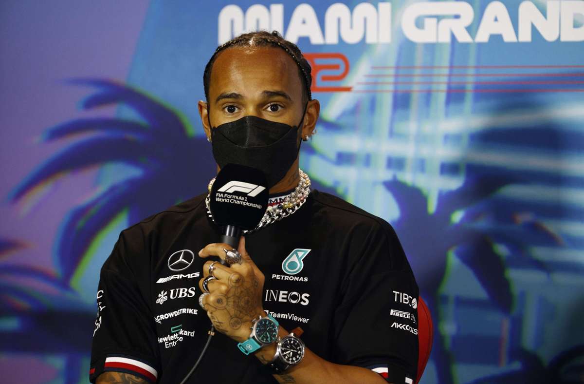 Formel 1: Hamilton über Schmuckverbot in Formel 1: „Sehr dumm“