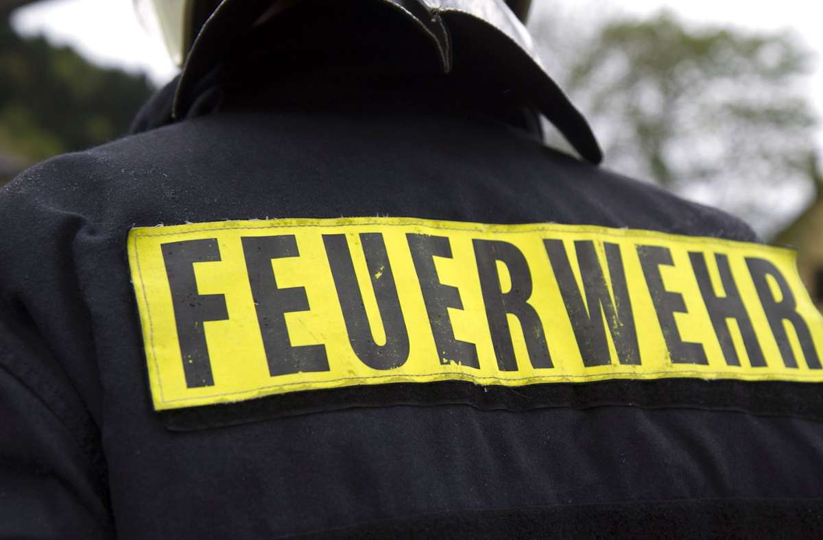 Feuerwehreinsatz in Aidlingen: Zwei Schwerverletzte nach Fettexplosion