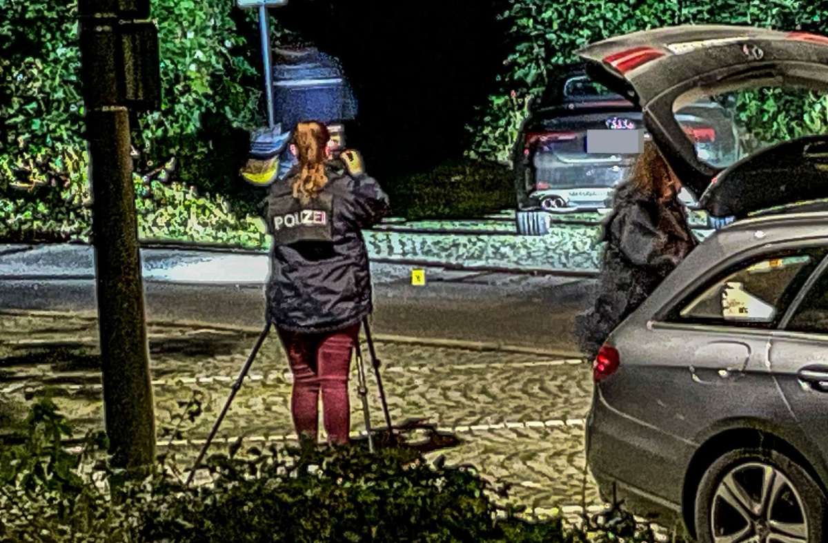 Vorfall in Sindelfingen: Autofahrer schleift Polizisten bei Kontrolle mit – Großeinsatz