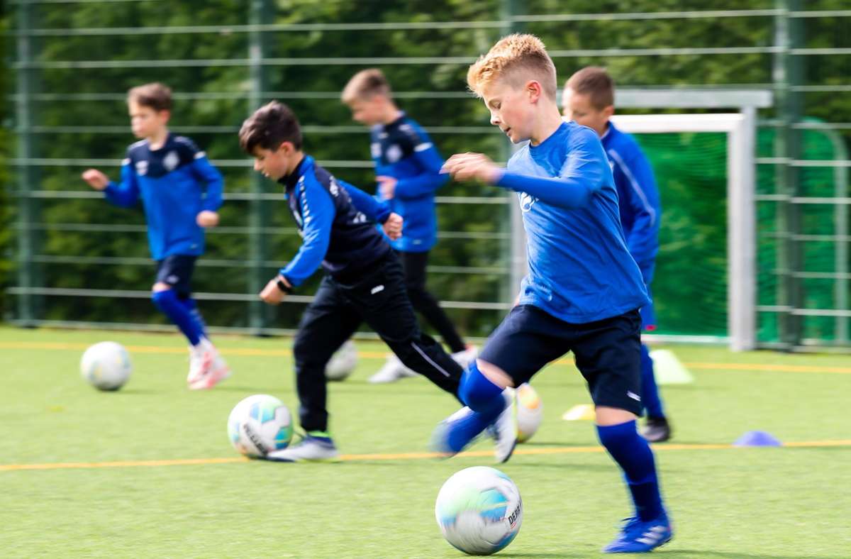 Fußball: U12-Jugend der SV Böblingen darf endlich wieder auf dem Platz trainieren