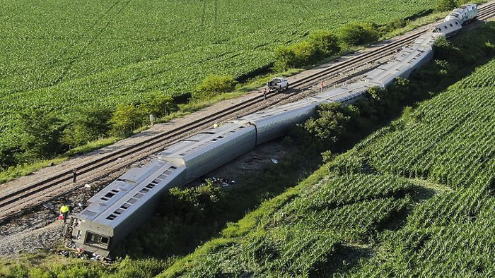 Mendon in den USA: Zug mit mehr als 200 Passagieren entgleist  – mehrere Tote