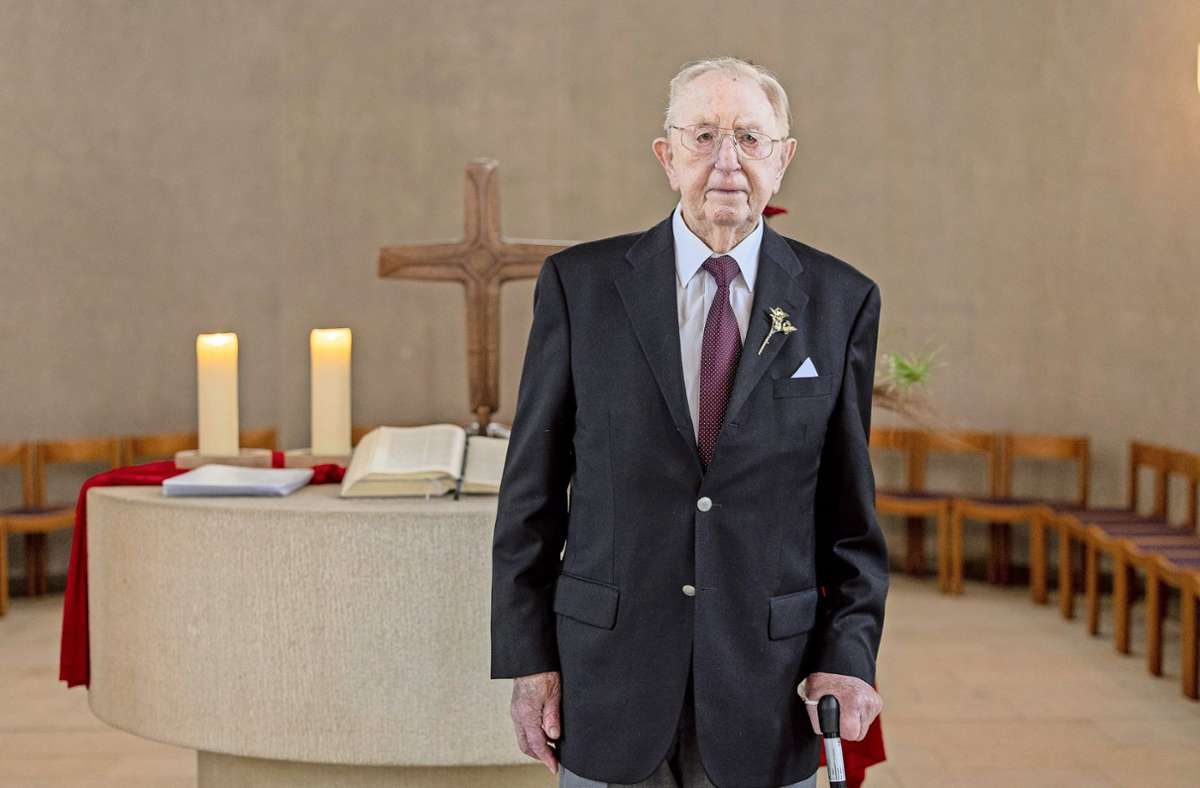 Seltenes Fest in Böblingen: Mit 98 Jahren noch mal zur Konfirmation