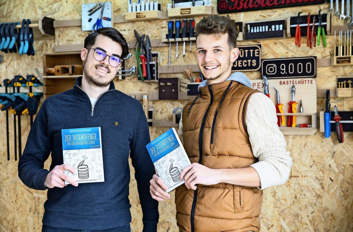 Der Dosenöffner für ein erfolgreiches Leben: Zwei Jungs aus dem Gäu schreiben ein Buch für junge Erwachsene