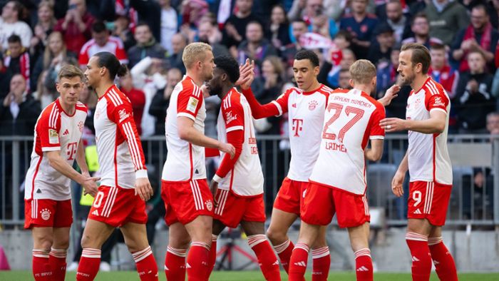 Bayern erhöhen Druck auf Leverkusen - Remis im Rhein-Derby