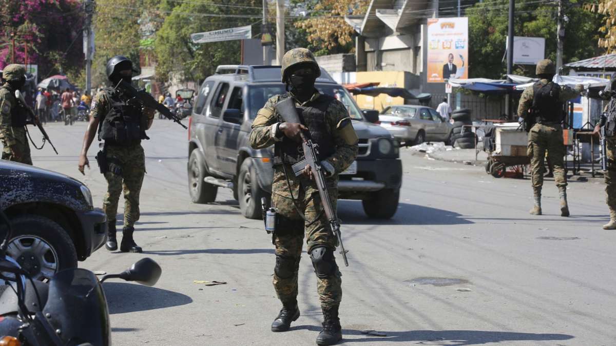 Bandengewalt: Chaos in Haiti - Deutscher Botschafter reist aus