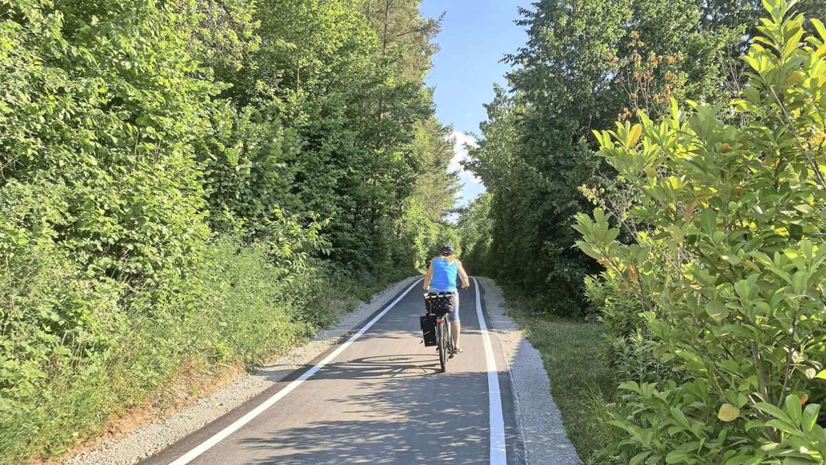 Grafenaus Bürgermeister stichelt: Asphaltdecke für Würmtalradweg fertig