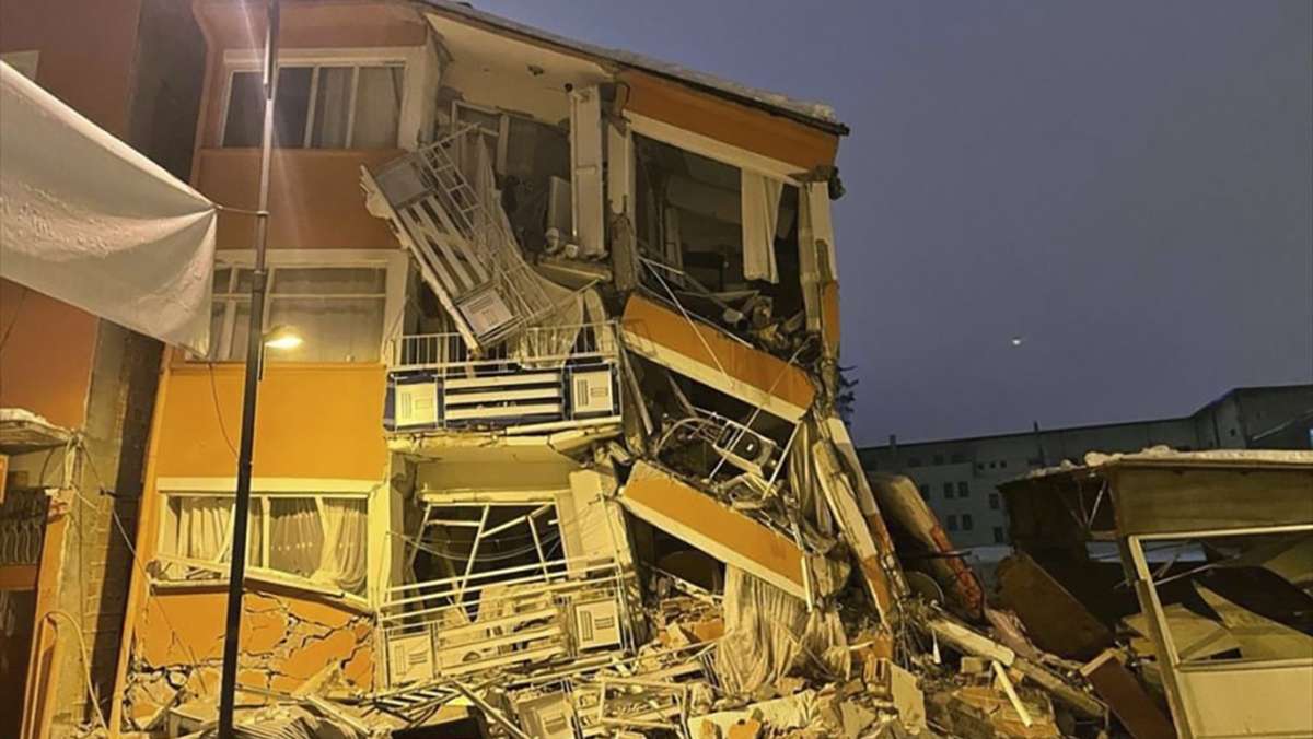 Türkei und Syrien: Mehr als 3600 Tote nach schweren Erdbeben