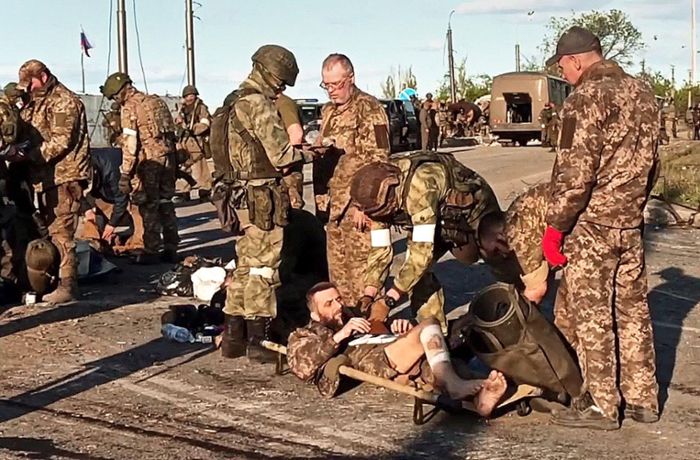 Kampf um Mariupol: Soldaten aus Stahlwerk in Gefangenschaft
