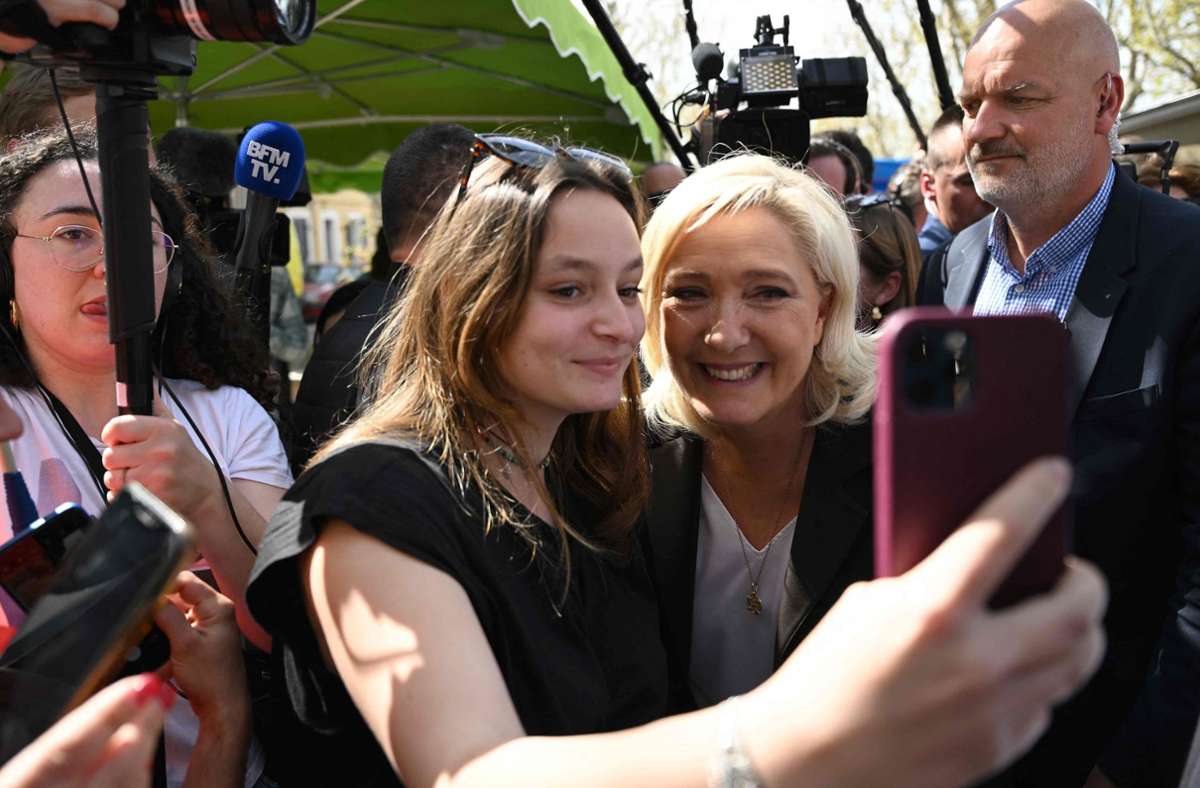 Wahl in Frankreich: Marine Le Pen im Visier der Ermittler