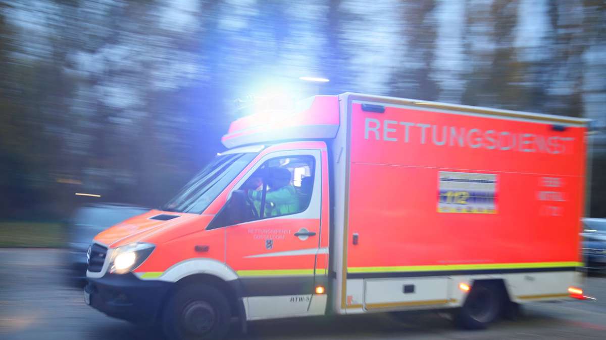 Unfall in Filderstadt-Bonlanden: Fußgängerin an Ampel angefahren und schwer verletzt