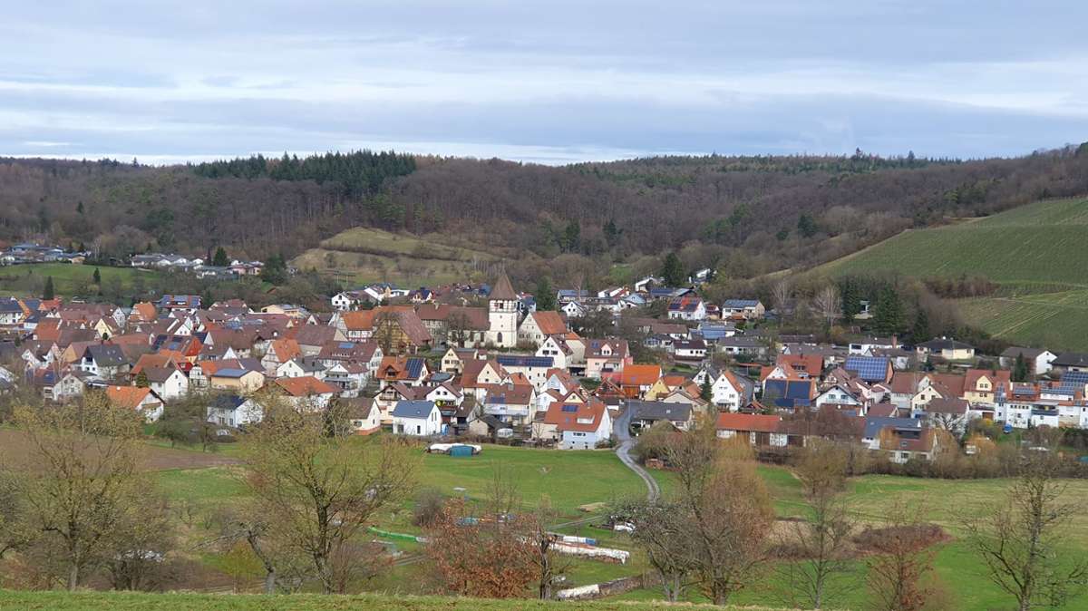 Der Weinort Häfnerhaslach liegt idyllisch im Kirbachtal.