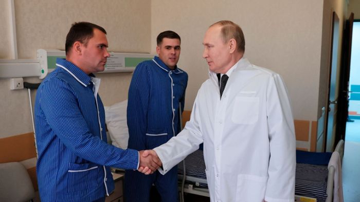 London: Kliniken in Russland leiden unter Aufwand für Krieg