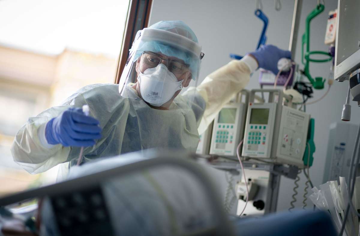 29 Corona-Patienten werden in Baden-Württemberg momentan beatmet. Foto: dpa/Kay Nietfeld