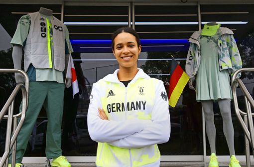 Marie-Laurence Jungfleisch bei der Einkleidung der deutschen Olympiateilnehmer Foto: Baumann