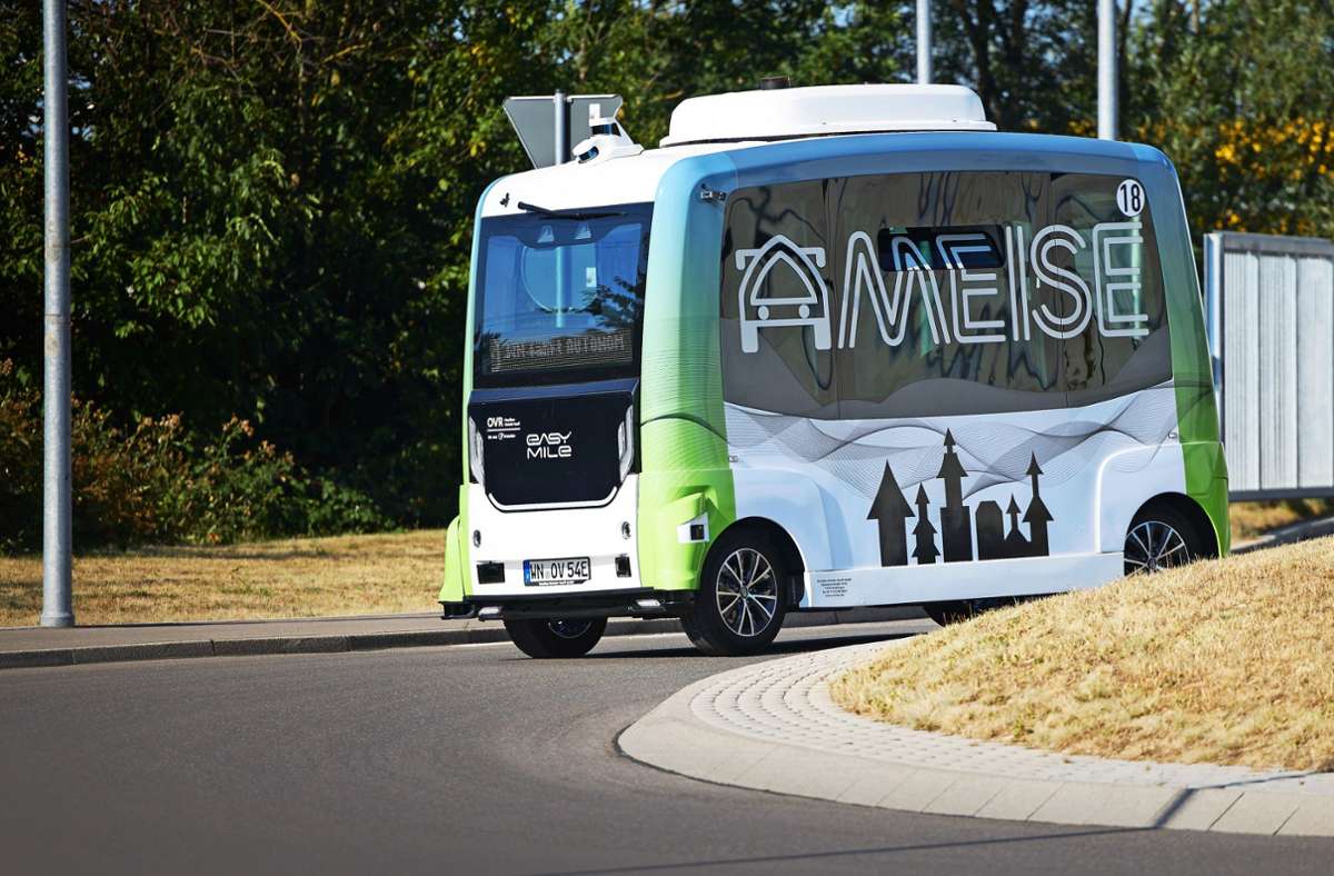 In Waiblingen ist zuletzt ein autonomer Bus getestet worden. Rollen ähnliche Gefährte auch einmal durch Ludwigsburg? Foto: Gottfried Stoppel