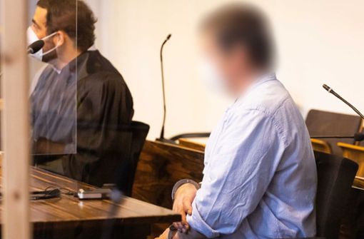 Der Angeklagte am Mittwoch im Gerichtssaal. Foto: dpa/Philipp von Ditfurth