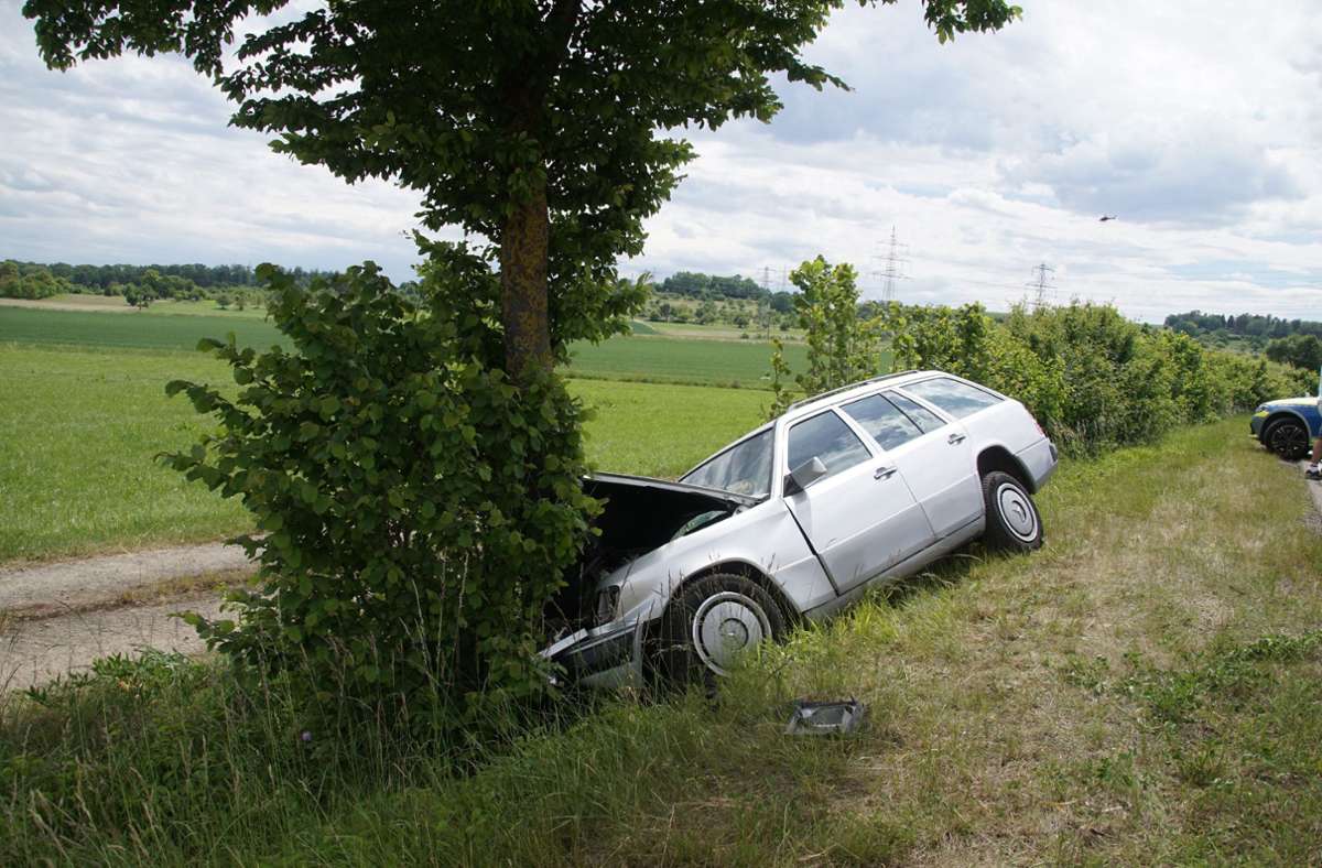 Zwischen Aidlingen und Dagersheim: Unfall mit schwerverletzter Person