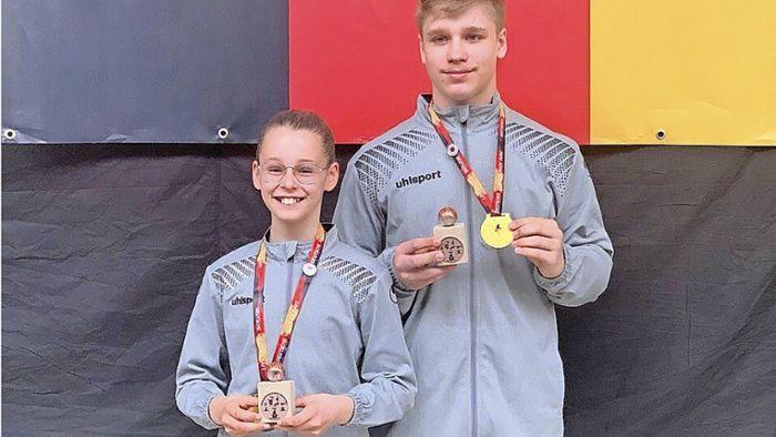 Mia Jäger und Mykhailo Ushakov werden deutscher Schülermeister