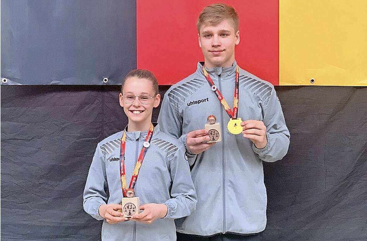 Sportakrobatik beim VfL Sindelfingen: Mia Jäger und Mykhailo Ushakov werden deutscher Schülermeister