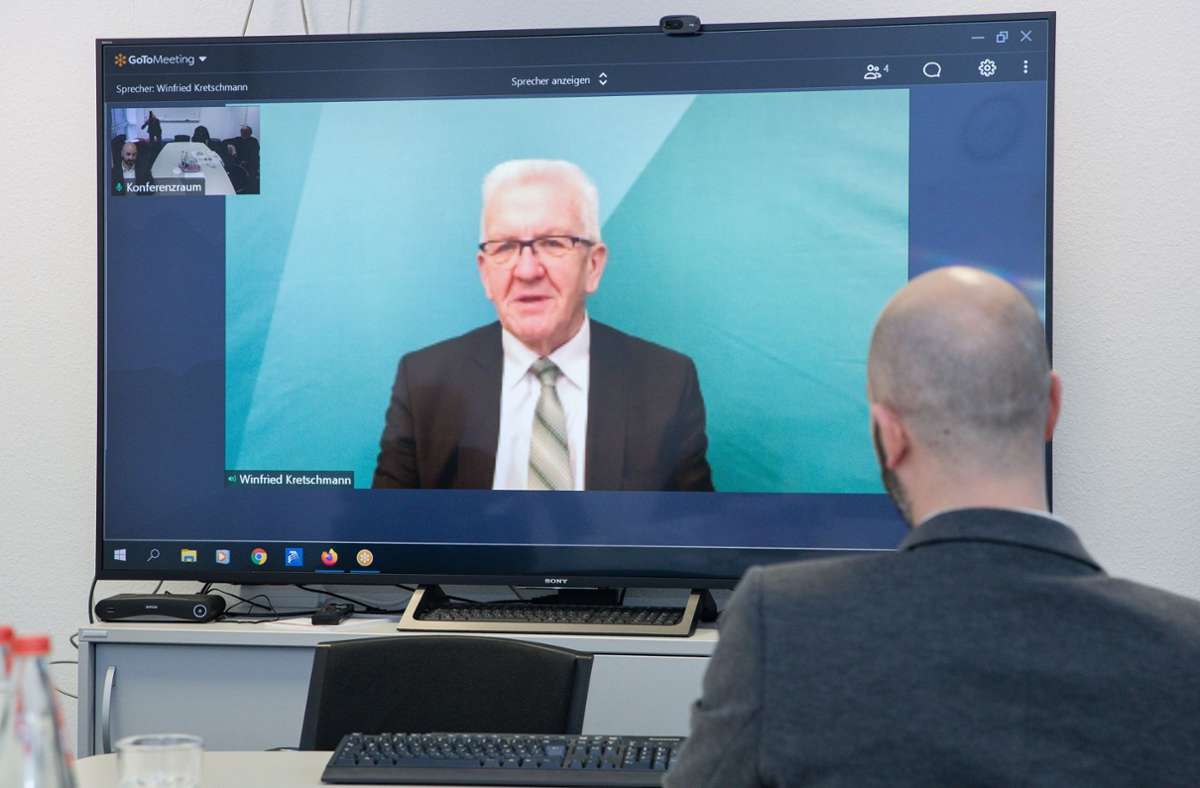 Ministerpräsident auf virtuellem Redaktionsbesuch: Kretschmann lobt Innovationen im Kreis