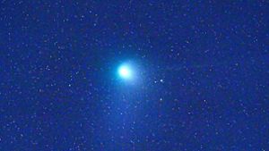 Mit bloßem Auge sichtbar – Komet zieht an Erde vorbei
