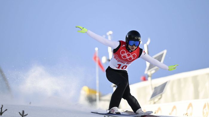 Song Qiwu: Erst Hürdenläufer, jetzt Skispringer