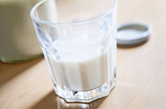 Kalzium, Linolsäuren und Co.: Wie gesund ist Milch?