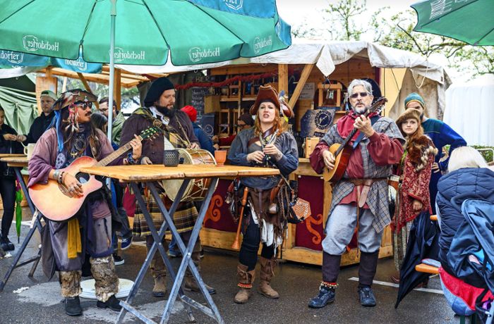 Böblinger Mittelaltermarkt: Zeitreise mit Tanz und altem Handwerk